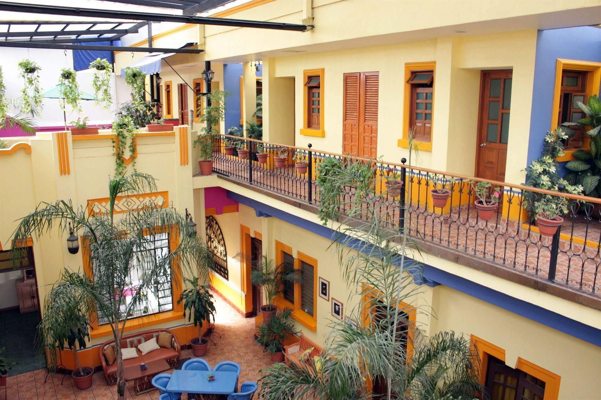 Casa Vilasanta غوادالاجارا المظهر الخارجي الصورة